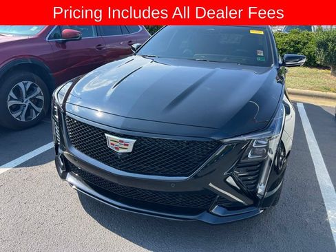 Used 2026 Cadillac CT5 V w/ Technology Package RWD image 2