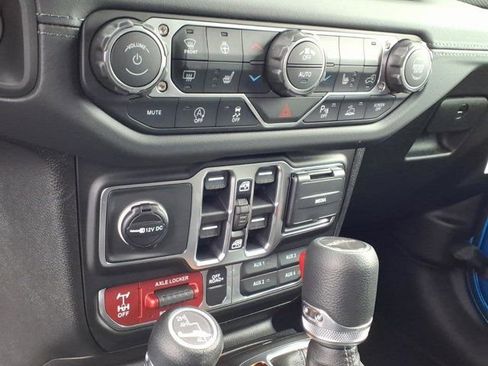 New 2026 Jeep Gladiator Mojave image 9