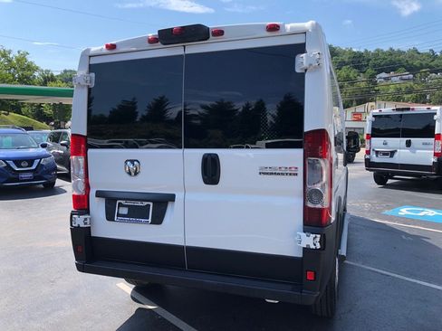 Used 2025 RAM ProMaster 2500 w/ U-Haul Equipment Group FWD image 5