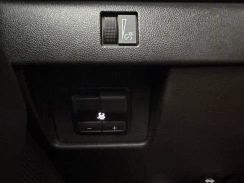 Used 2023 Chevrolet Colorado Trail Boss w/ Advanced Trailering Package AWD/4WD image 20
