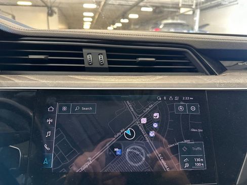 Used 2021 Audi e-tron Premium w/ Convenience Plus Package image 20