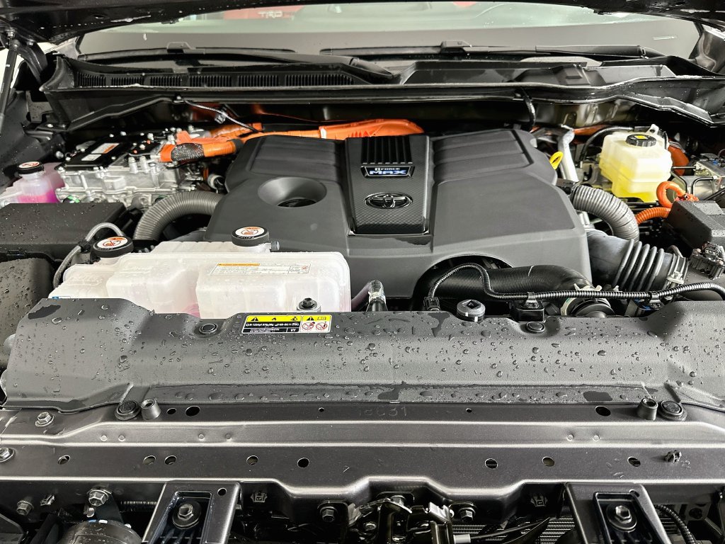 Used 2026 Toyota Sequoia TRD Pro AWD/4WD image 31