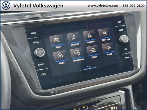 Certified 2022 Volkswagen Tiguan SE image 26