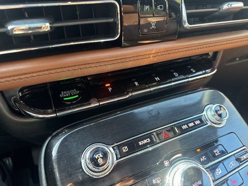 Used 2023 Lincoln Nautilus Reserve w/ Luxury Package image 19