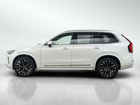 Used 2026 Volvo XC90 B6 Plus AWD/4WD image 2