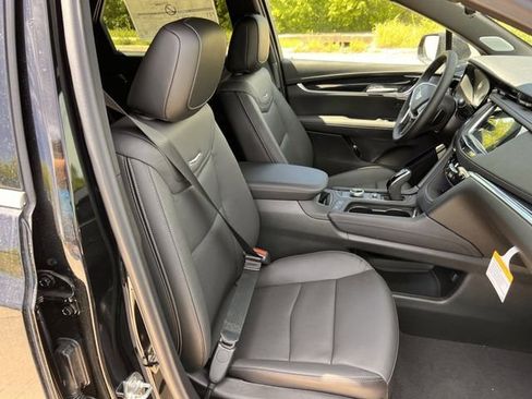 New 2026 Cadillac XT5 Premium Luxury w/ Driver Assist Package FWD image 23