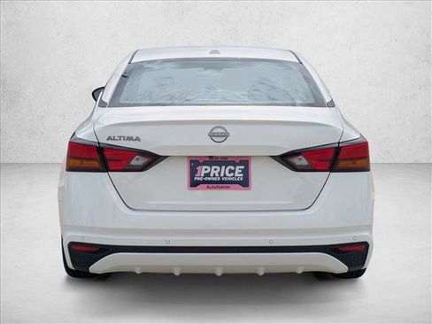 Used 2025 Nissan Altima 2.5 SV image 7