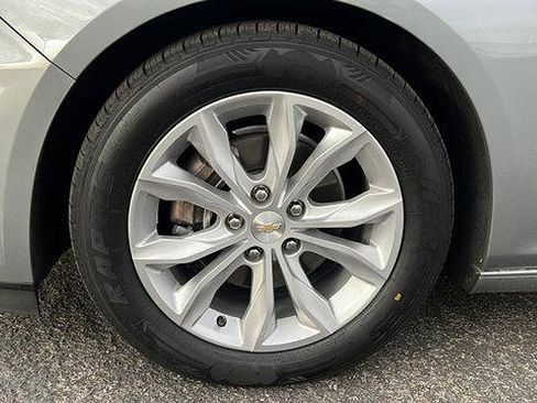 Used 2024 Chevrolet Malibu LT image 10