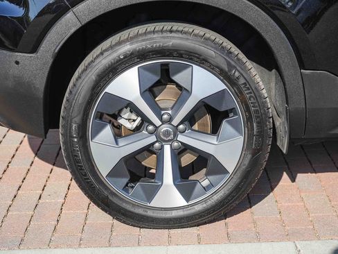 Used 2026 Volvo XC40 B5 Plus AWD/4WD image 12