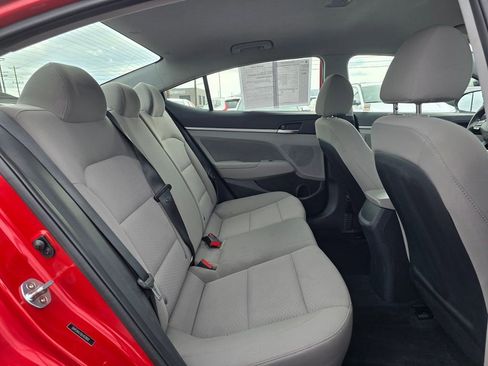 Used 2020 Hyundai Elantra SEL FWD image 12
