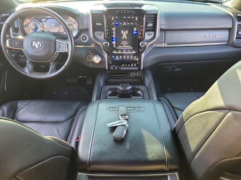 Used 2021 RAM 1500 Limited w/ Body Color Bumper Group image 14