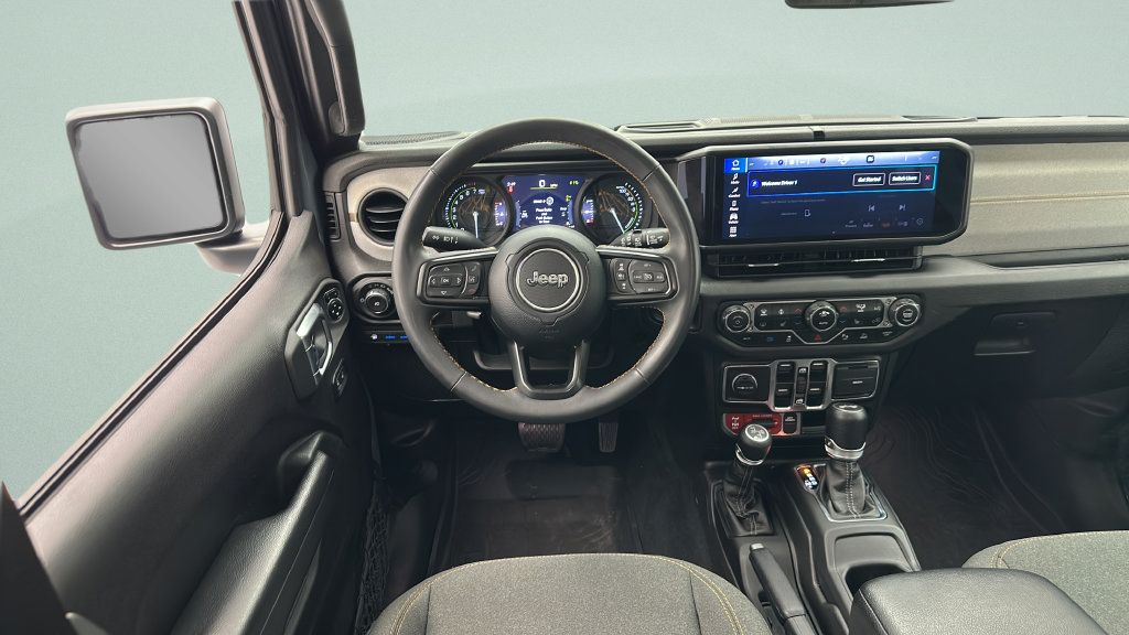Used 2024 Jeep Wrangler Unlimited AWD/4WD image 11