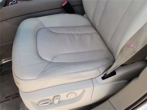 Used 2014 Audi Q7 TDI Prestige w/ Prestige Package image 24