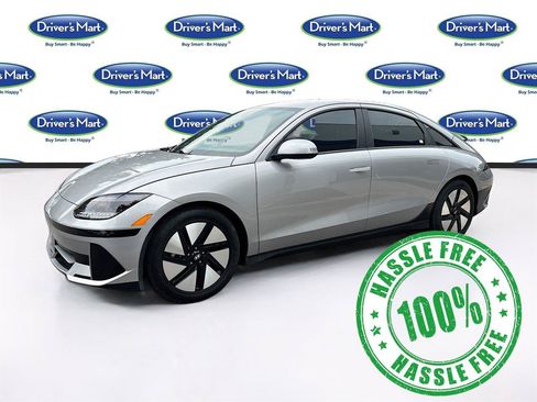 Used 2024 Hyundai Ioniq 6 SE RWD image 3