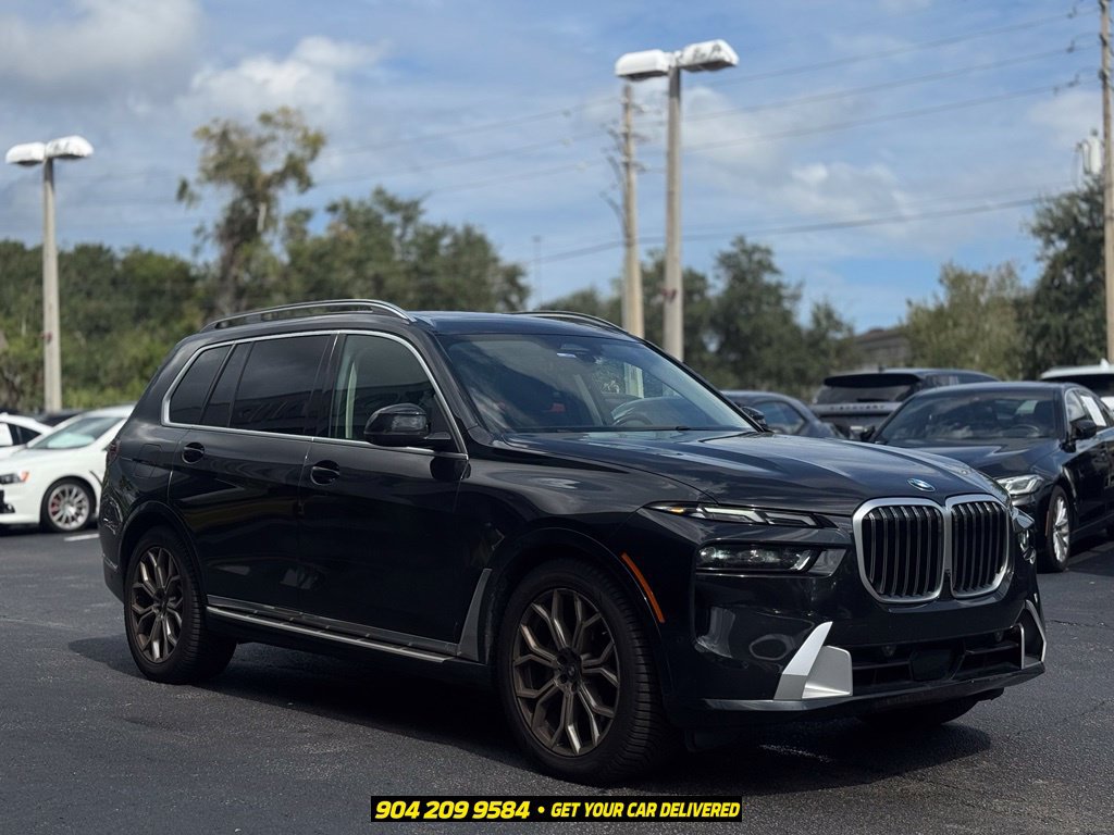 Used 2024 BMW X7 xDrive40i w/ Premium Package AWD/4WD image 10