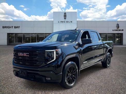 Used 2025 GMC Sierra 1500 Elevation AWD/4WD image 3