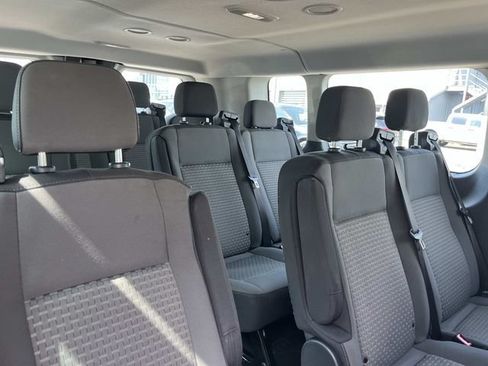 Used 2023 Ford Transit 350 XLT RWD image 15