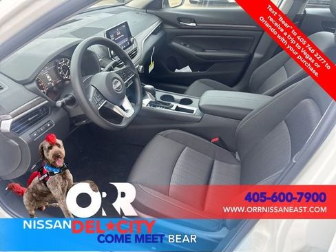 New 2025 Nissan Altima 2.5 SV image 13