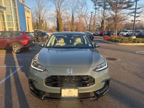 Used 2023 Honda HR-V EX-L image 3