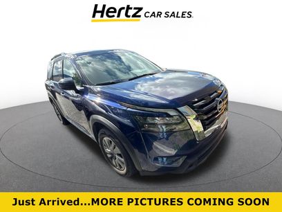 Used 2025 Nissan Pathfinder SV