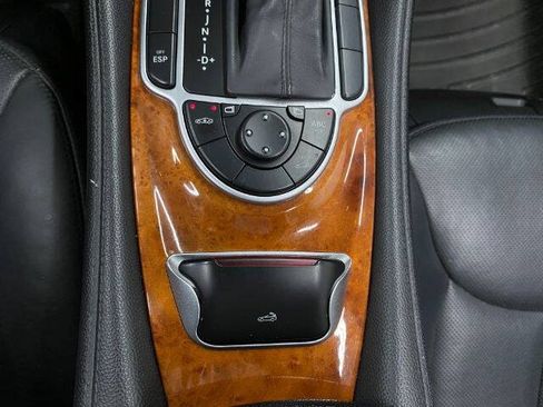Used 2006 Mercedes-Benz SL 500 image 36