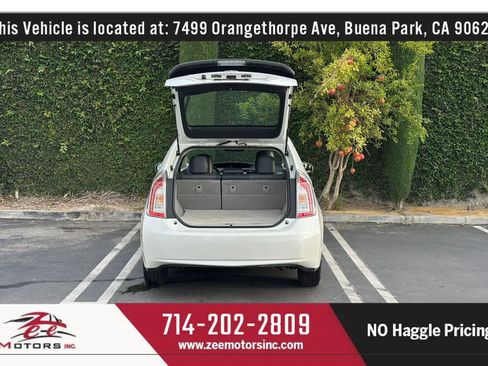 Used 2015 Toyota Prius Four FWD image 16