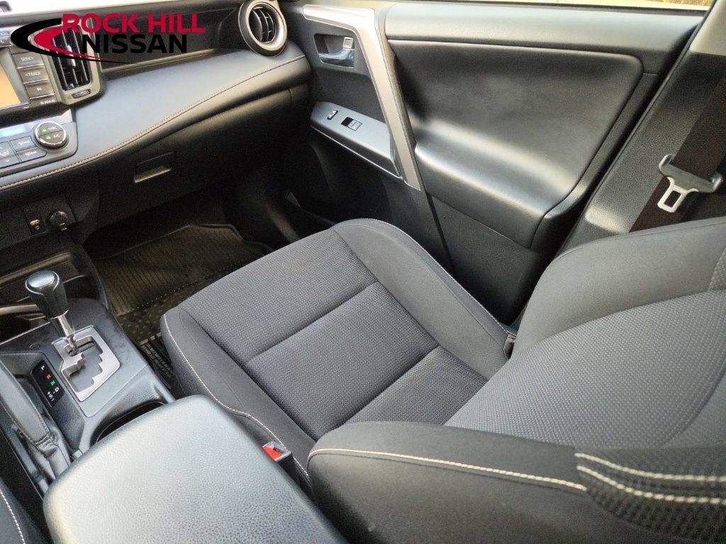 Used 2017 Toyota RAV4 XLE w/ All Weather Liner Package AWD/4WD image 27