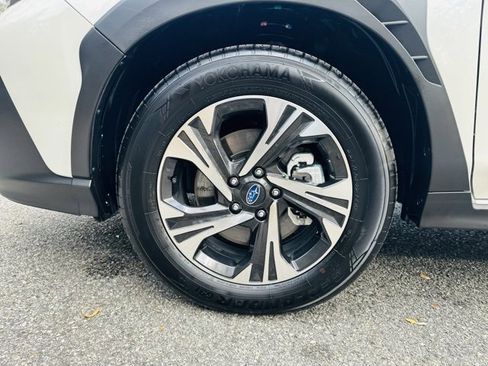 Used 2025 Subaru Crosstrek 2.0i Premium image 28