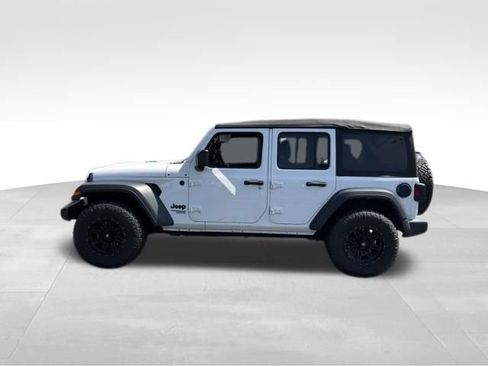 Used 2021 Jeep Wrangler Unlimited Sport AWD/4WD image 9
