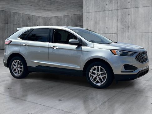 Used 2024 Ford Edge SEL AWD/4WD image 7