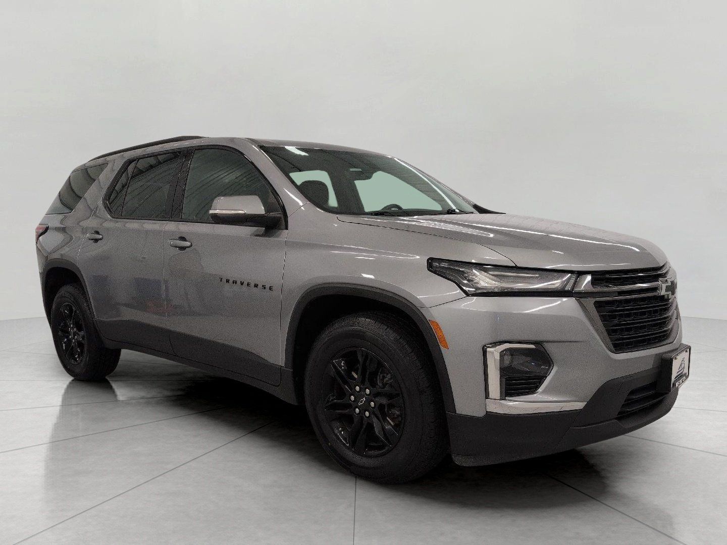Used 2023 Chevrolet Traverse LT w/ Midnight/Sport Edition AWD/4WD image 1
