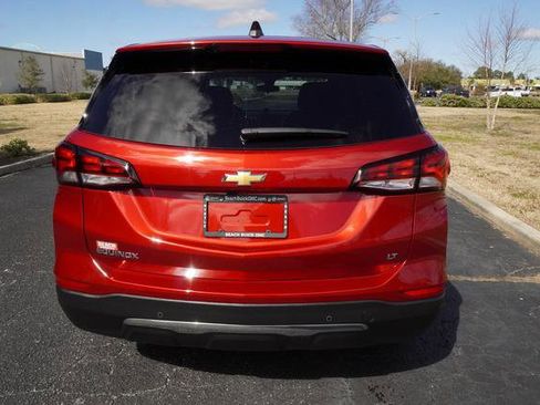 Used 2024 Chevrolet Equinox LT w/ LPO, Floor Liner Package image 4