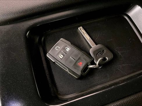 Used 2018 Chevrolet Silverado 1500 LT w/ All Star Edition AWD/4WD image 34