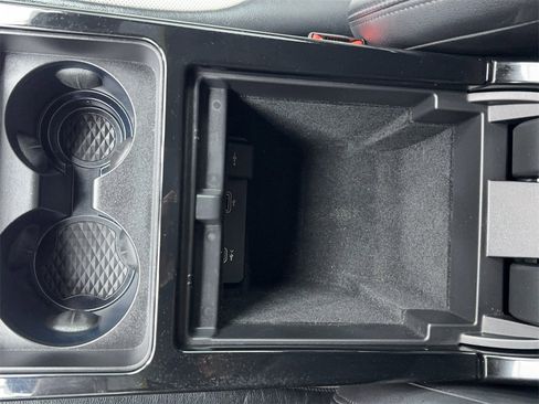 Used 2021 Land Rover Range Rover Evoque R-Dynamic SE image 26