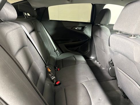 Used 2023 Chevrolet Malibu LT FWD image 17
