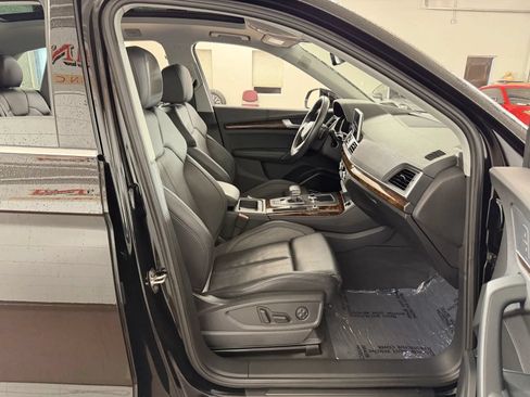 Used 2018 Audi Q5 Prestige w/ Prestige Package AWD/4WD image 43