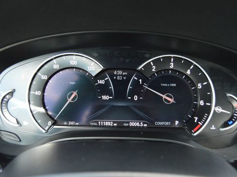 Used 2017 BMW 530i xDrive AWD/4WD image 12