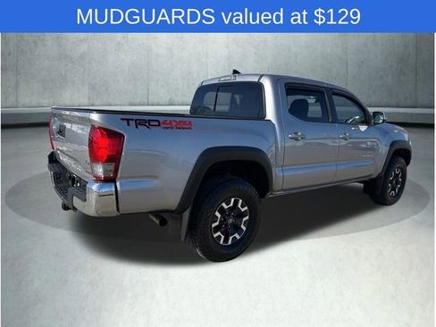 Used 2017 Toyota Tacoma TRD Off-Road w/ Tow Package (A/T) AWD/4WD image 7