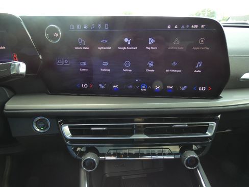 New 2026 Chevrolet Traverse LT w/ Sun and Wheel Package AWD/4WD image 22