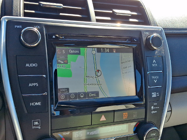 Used 2015 Toyota Camry XLE FWD image 17