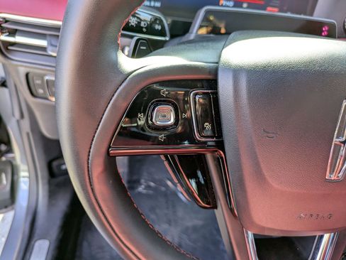 Used 2025 Lincoln Corsair Grand Touring w/ Equipment Group 302A image 18