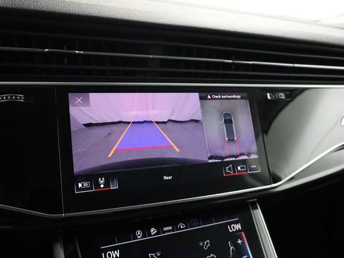 Used 2022 Audi Q7 Premium Plus image 32
