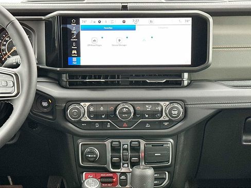 New 2026 Jeep Gladiator Mojave image 26