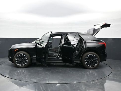 Used 2025 Chevrolet Blazer EV RS image 45