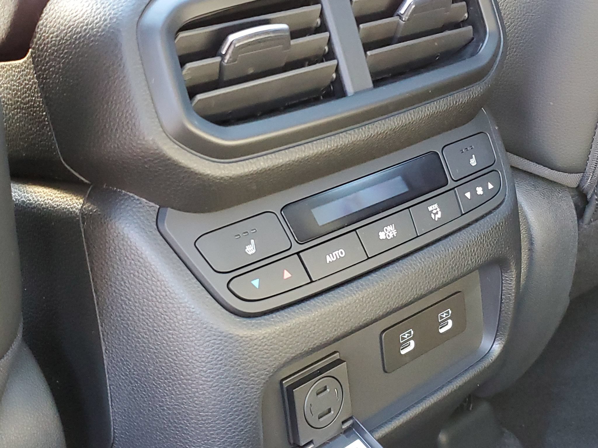 New 2026 Honda Pilot Black Edition image 32