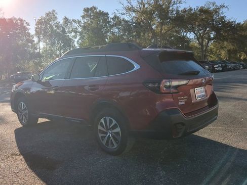 Used 2022 Subaru Outback Premium image 6