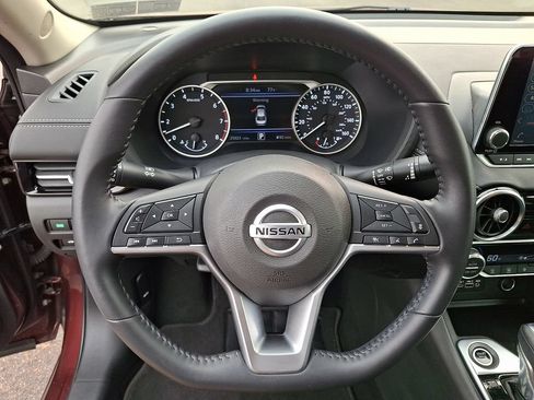 Used 2020 Nissan Sentra SV FWD image 18