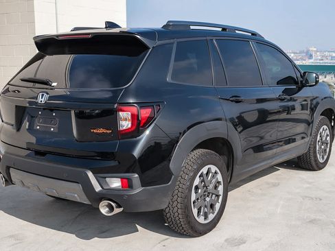 Used 2024 Honda Passport TrailSport image 7