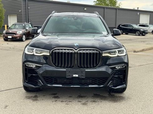 Used 2020 BMW X7 xDrive40i w/ M Sport Package AWD/4WD image 3