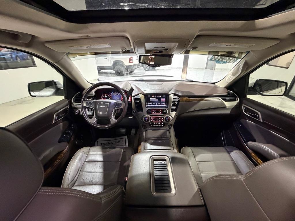 Used 2016 GMC Yukon Denali RWD image 20